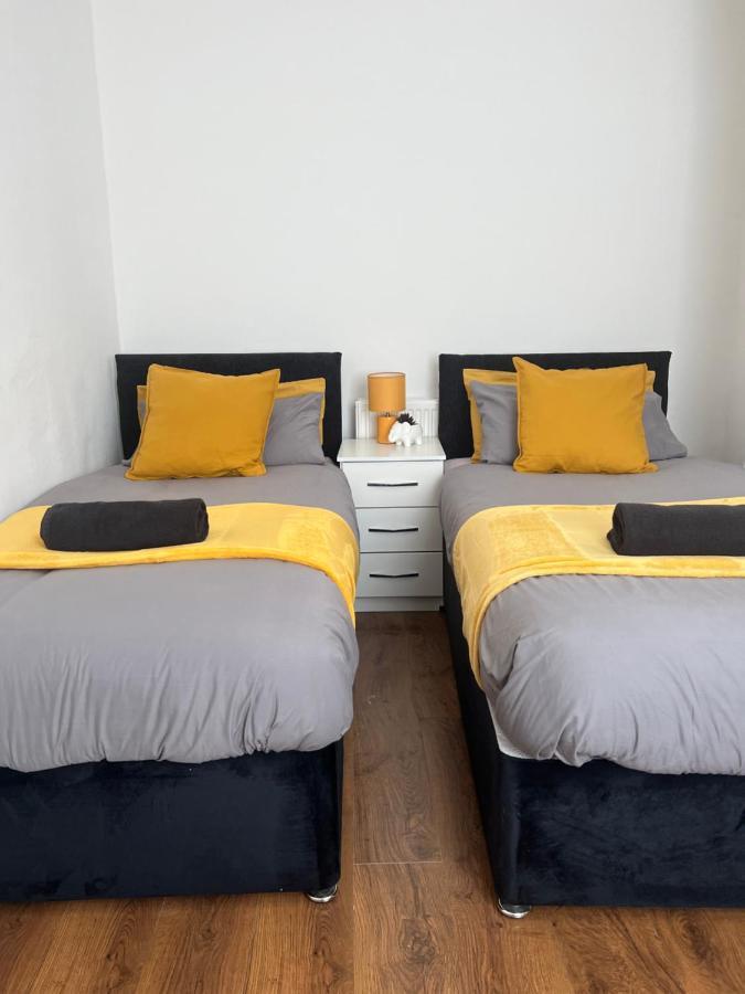 Spacious 3 Bed - Efc Stays Liverpool Exterior photo
